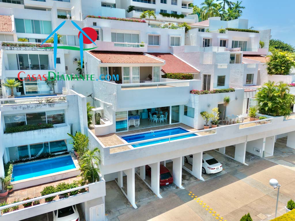 Brisas Diamante Villa 98 - Tomas aéreas 1
